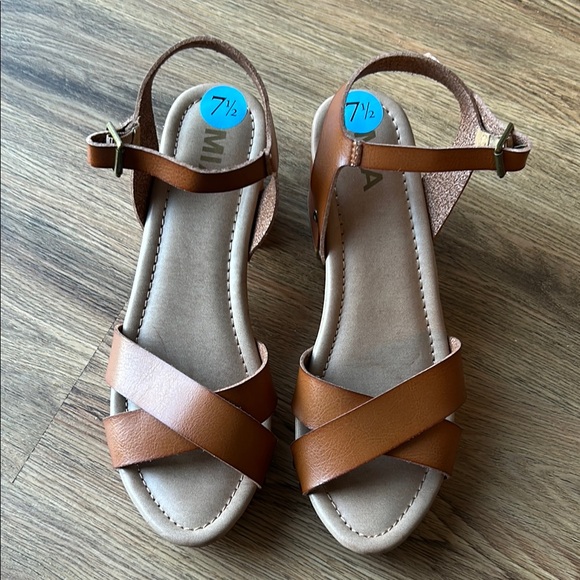 MIA Brown Strappy Sandals - Picture 2 of 5